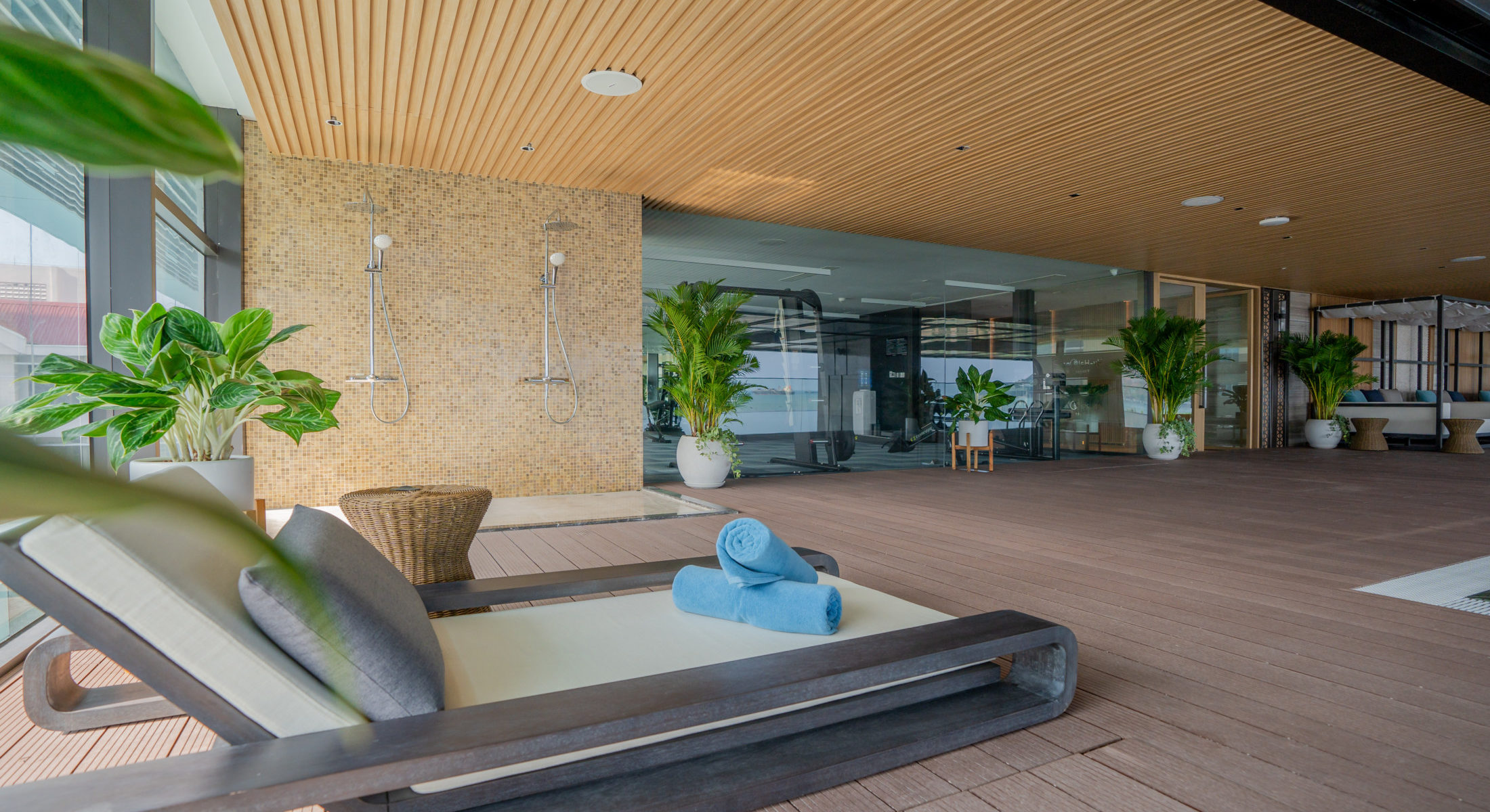 Grand Hyams Hotel <br>- Quy Nhon Beach - slide_3