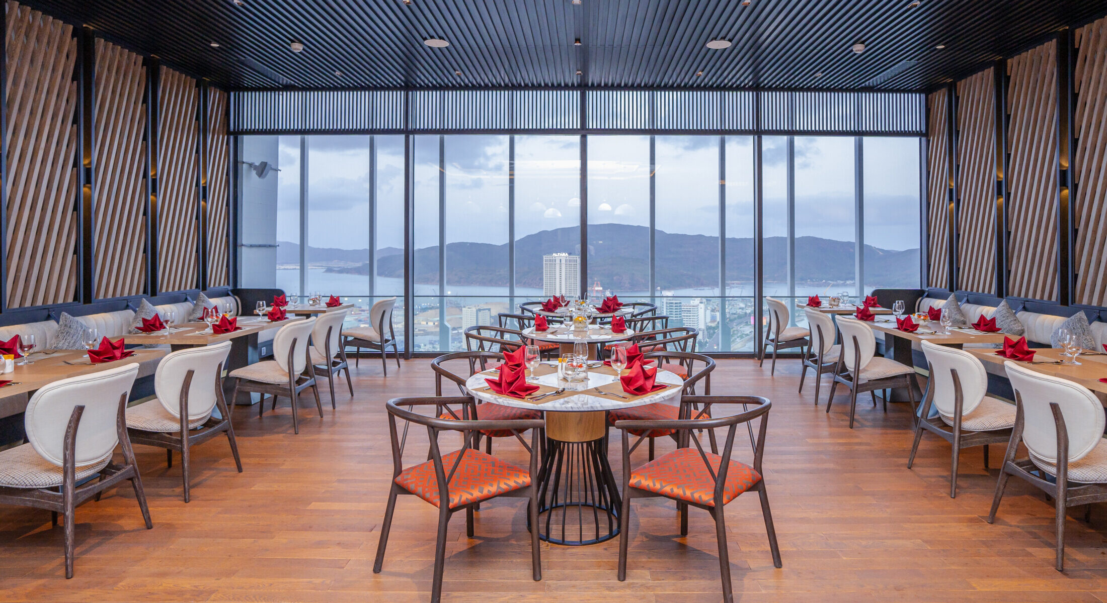 Grand Hyams Hotel <br>- Quy Nhon Beach - slide_3